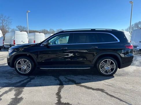 New 2026 Mercedes-Benz GLS 450 4MATIC image 4