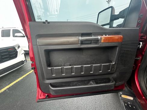 Used 2016 Ford F250 King Ranch image 9