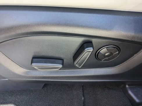 Used 2025 Ford Explorer Platinum w/ Ultimate Package RWD image 20