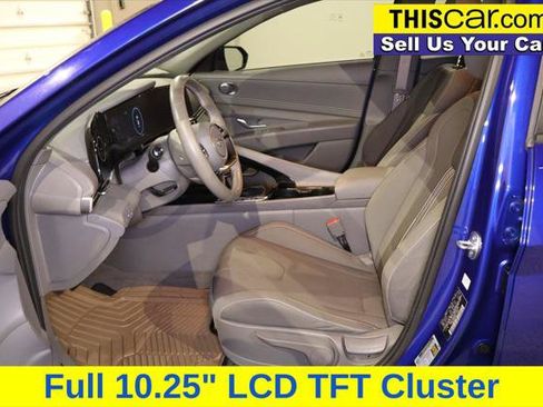 Used 2023 Hyundai Elantra SEL w/ Convenience Package FWD image 24