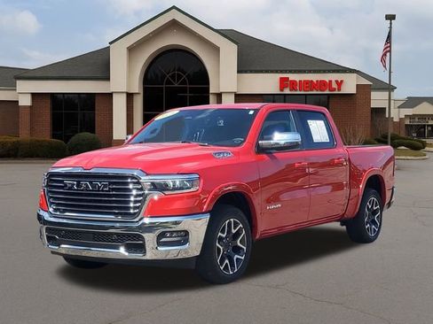 Used 2025 RAM 1500 Laramie image 2