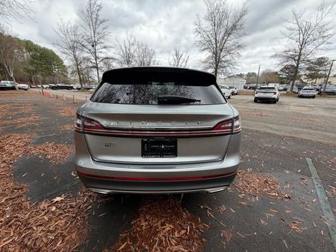 Certified 2022 Lincoln Nautilus Reserve image 19