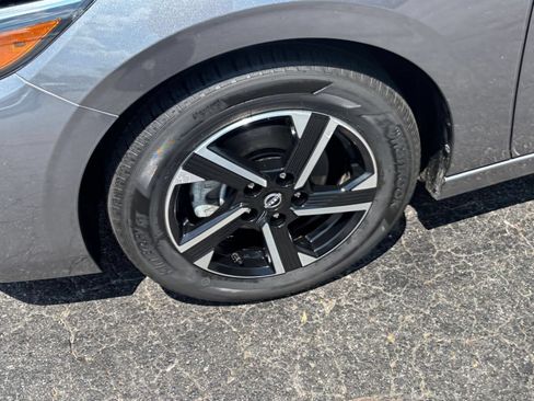 Used 2025 Nissan Sentra SV FWD image 24