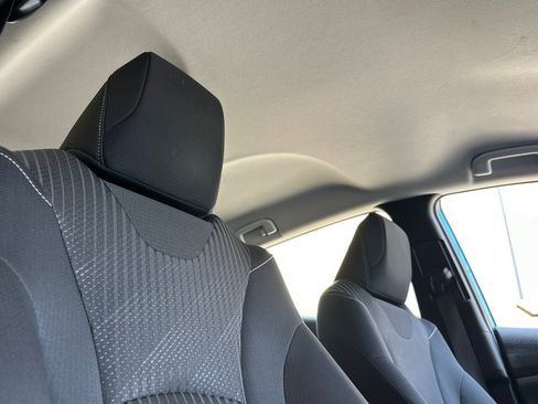 Used 2020 Toyota Prius Prime LE FWD image 16