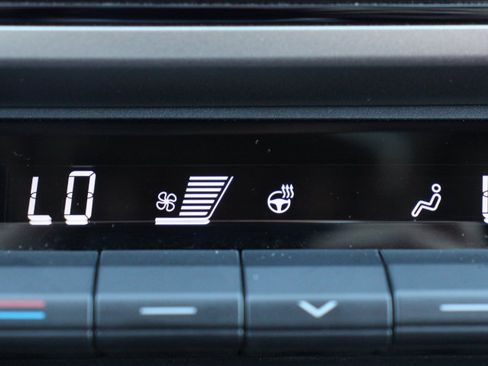 Certified 2025 Toyota Camry XSE w/ Premium Plus Package FWD image 31