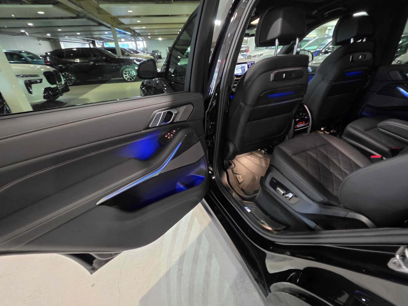 Used 2026 BMW X7 xDrive40i w/ Executive Package AWD/4WD image 20