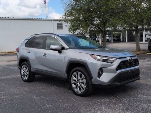 Used 2025 Toyota RAV4 XLE Premium w/ Weather Package AWD/4WD image 2