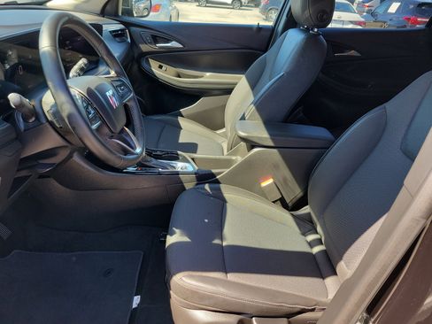 Used 2025 Buick Encore GX Preferred image 17