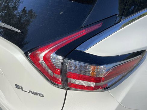 Used 2017 Nissan Murano SL w/ SL Technology Package image 7