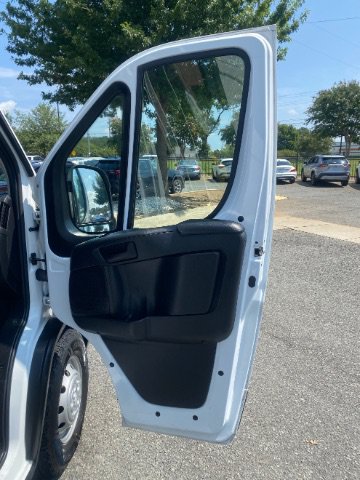 Used 2023 RAM ProMaster 2500 w/ Driver Convenience Group FWD image 15