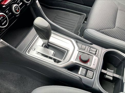 Used 2023 Subaru Forester Premium image 16