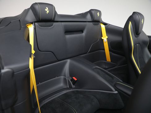 Certified 2025 Ferrari Roma Spider image 27