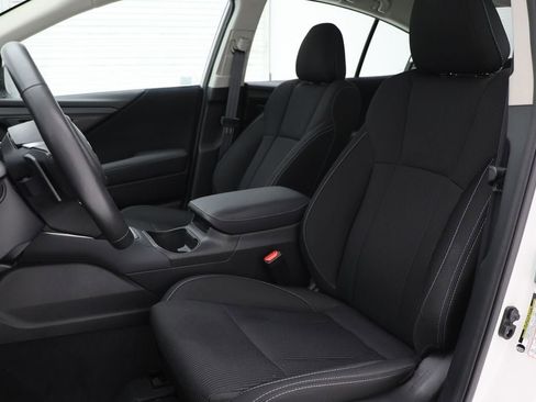 Used 2024 Subaru Legacy Premium image 17