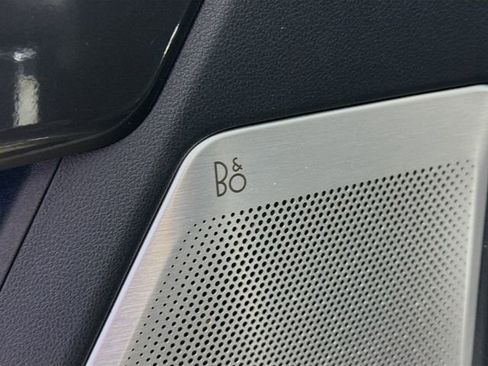 Used 2021 Ford F150 Lariat w/ Equipment Group 502A High image 19