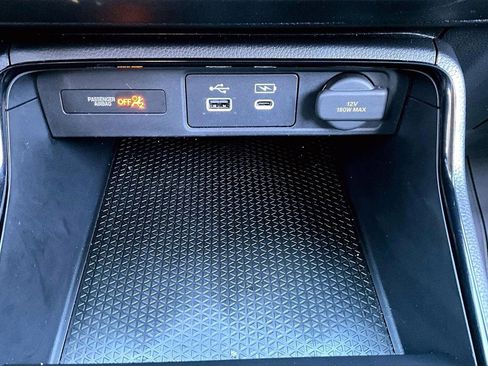 Used 2025 Honda CR-V EX image 16