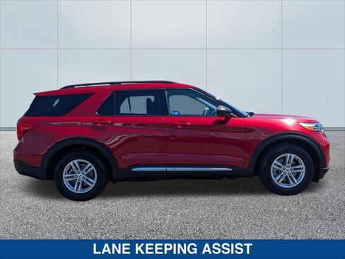 Certified 2023 Ford Explorer XLT w/ Equipment Group 202A image 6