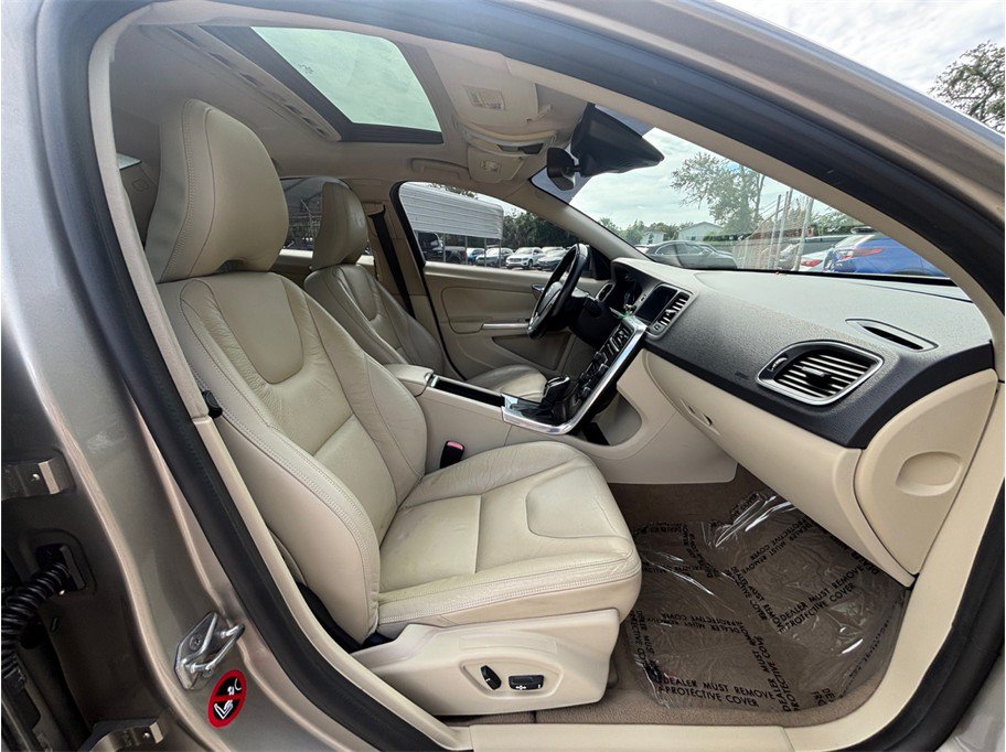 Used 2014 Volvo S60 T5 FWD image 35