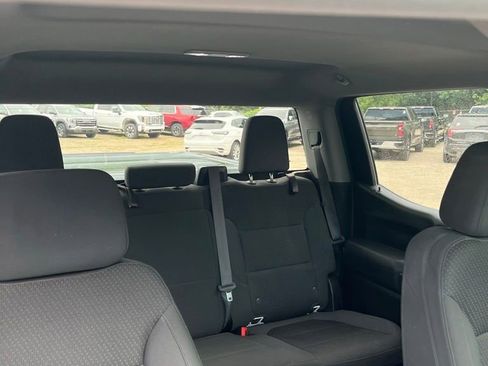 Used 2020 Chevrolet Silverado 1500 Custom w/ Custom Value Package image 32