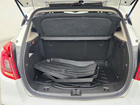 Used 2019 Buick Encore Preferred AWD/4WD image 21