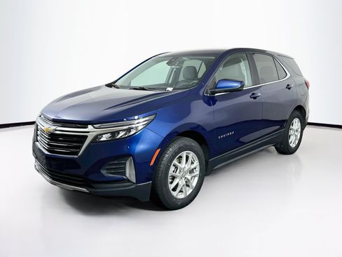 Used 2022 Chevrolet Equinox LT FWD image 3