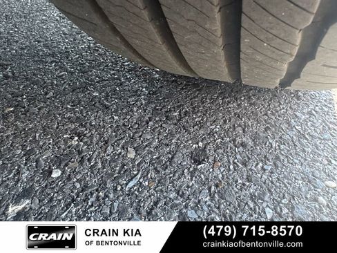 Used 2018 Toyota Camry XSE FWD image 10