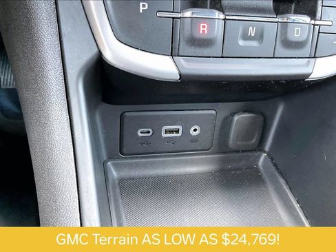 Used 2023 GMC Terrain SLE w/ Driver Convenience Package AWD/4WD image 31