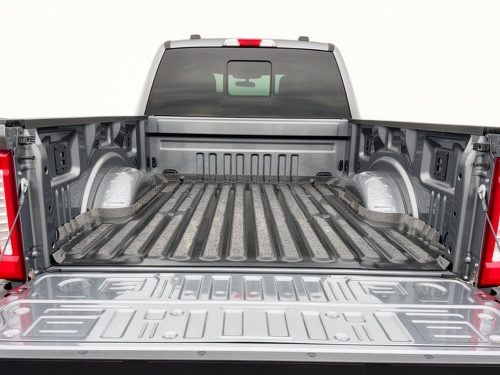 Used 2024 Ford F250 XL w/ STX Appearance Package AWD/4WD image 28