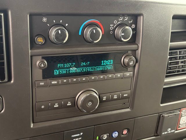 New 2026 GMC Savana 2500 w/ Driver Convenience Package RWD image 23