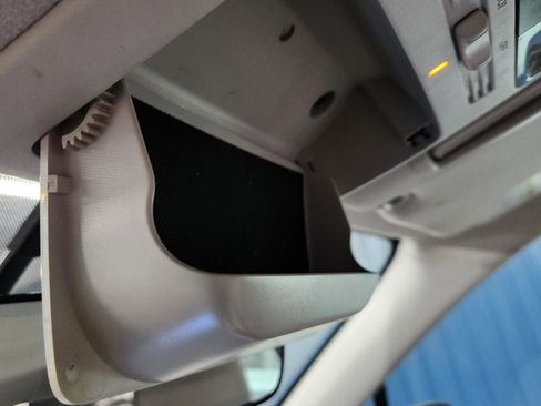 Used 2017 Subaru Forester 2.5i image 38