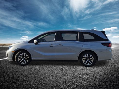 Certified 2026 Honda Odyssey EX-L image 14