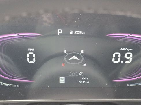 Used 2024 Kia Sportage EX image 29