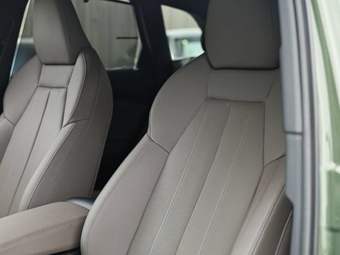 Certified 2025 Audi Q5 Premium w/ Premium Plus AWD/4WD image 21