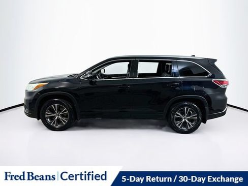 Used 2016 Toyota Highlander XLE AWD/4WD image 4