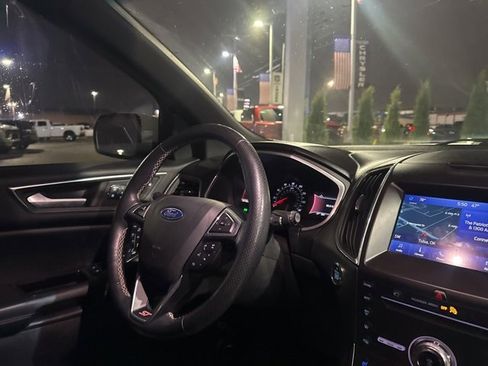 Used 2019 Ford Edge ST w/ Equipment Group 401A image 41