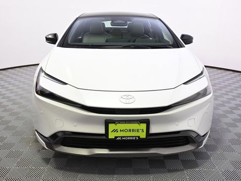 Used 2024 Toyota Prius XLE image 10