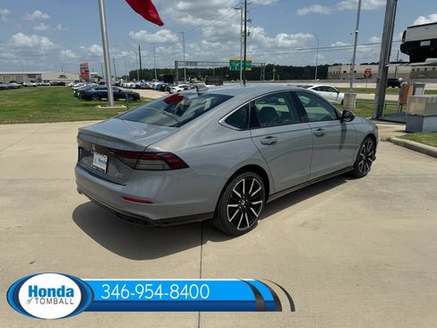 New 2026 Honda Accord Hybrid Touring image 6