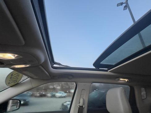 Used 2022 Jeep Compass Latitude w/ Sun and Sound Group image 25