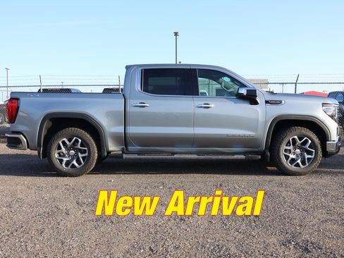 Used 2023 GMC Sierra 1500 SLT w/ SLT Convenience Package image 44