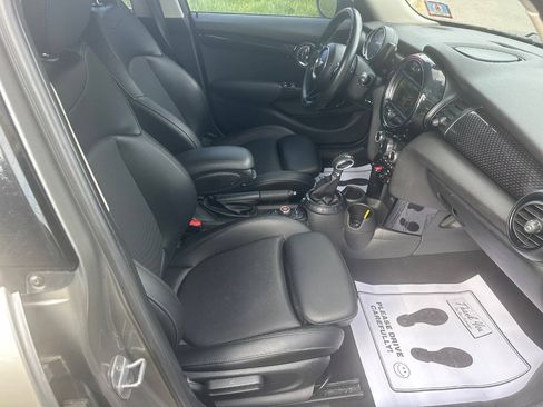 Used 2017 MINI Cooper S FWD image 11