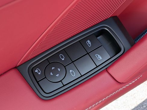 Certified 2026 Porsche 911 Carrera GTS RWD image 24