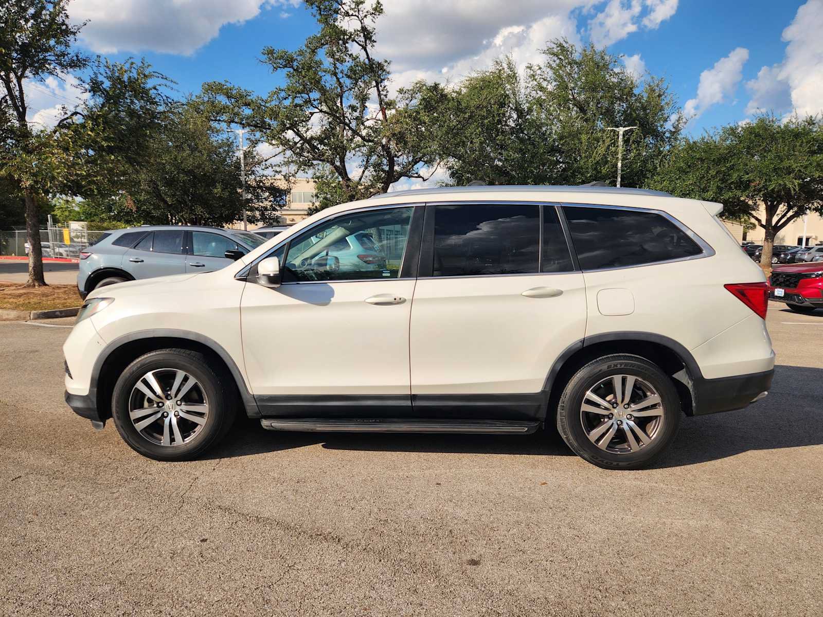 Used 2016 Honda Pilot EX image 4