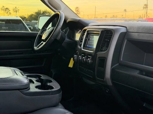 Used 2017 RAM 1500 Express image 27