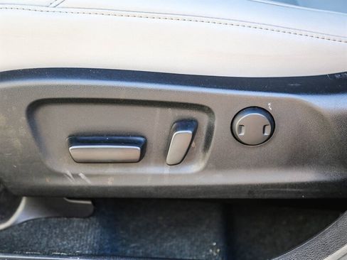 Used 2022 Lexus RX 450h AWD w/ Premium Package image 28