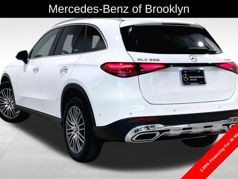 Certified 2025 Mercedes-Benz GLC 300 4MATIC image 11