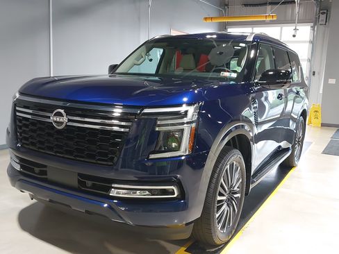 New 2025 Nissan Armada Platinum Reserve AWD/4WD image 18