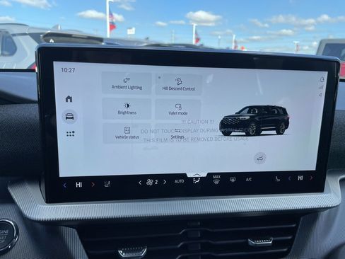 New 2026 Ford Explorer ST-Line w/ ST-Line Street Pack image 18