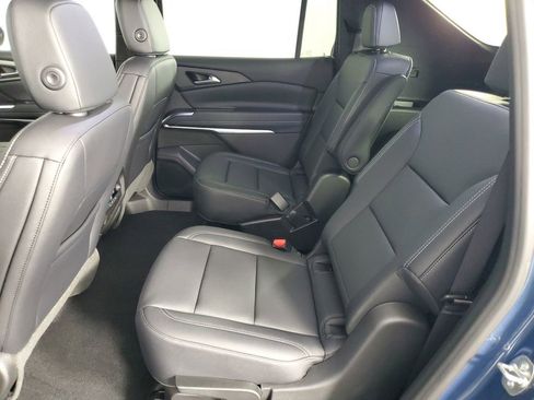 Used 2026 Chevrolet Traverse LT w/ Driver Confidence Package image 13