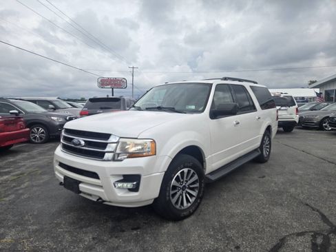Used 2017 Ford Expedition EL XLT w/ Equipment Group 202A AWD/4WD image 1