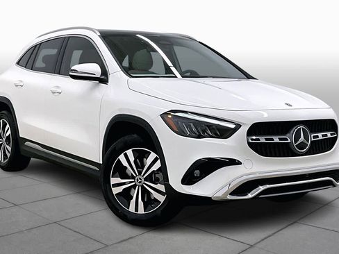 New 2026 Mercedes-Benz GLA 250 4MATIC image 2