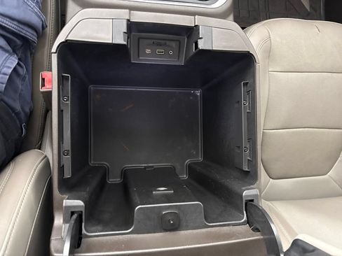 Used 2020 Chevrolet Silverado 2500 LTZ w/ LTZ Plus Package AWD/4WD image 23